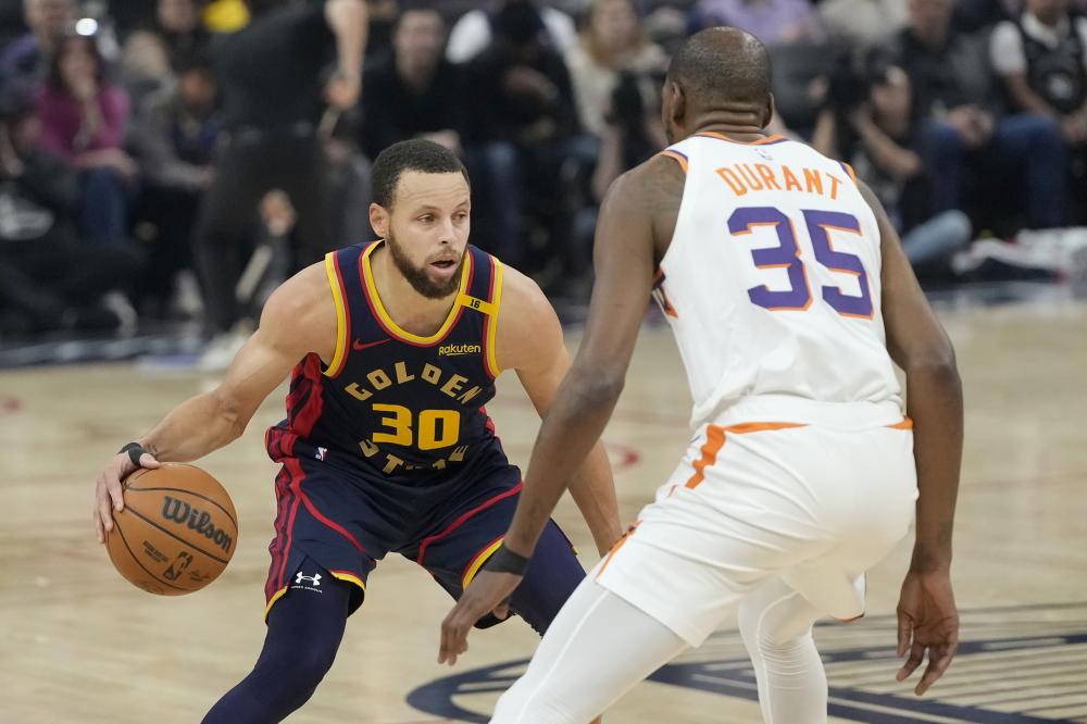 反应使他成 反应使他成