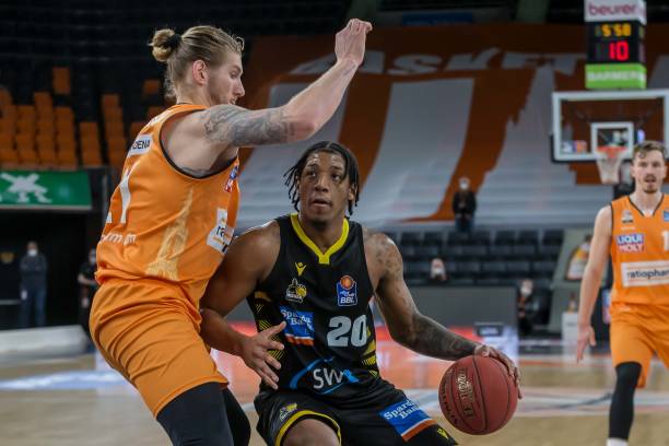 林诗栋在赛 林诗栋在赛